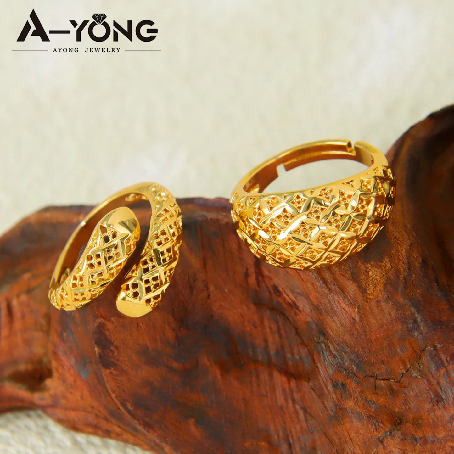 Bijoux de mariage nigérians Ensemble de bracelets et bagues Plaqué or 21 carats Bracelet et bagues turques classiques vintage Bijoux pour femmes à Dubaï pour tous les jours et les fêtes