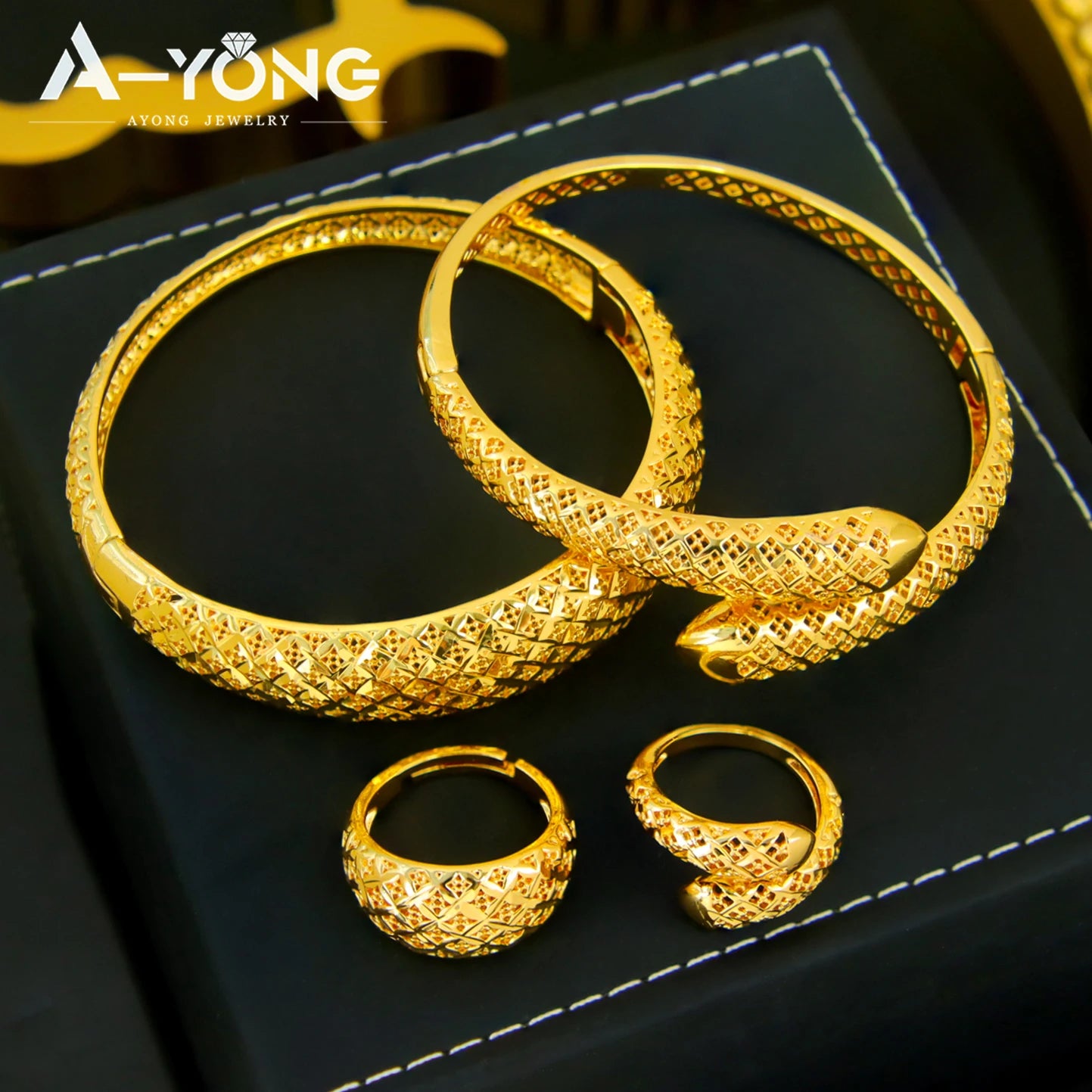 Bijoux de mariage nigérians Ensemble de bracelets et bagues Plaqué or 21 carats Bracelet et bagues turques classiques vintage Bijoux pour femmes à Dubaï pour tous les jours et les fêtes